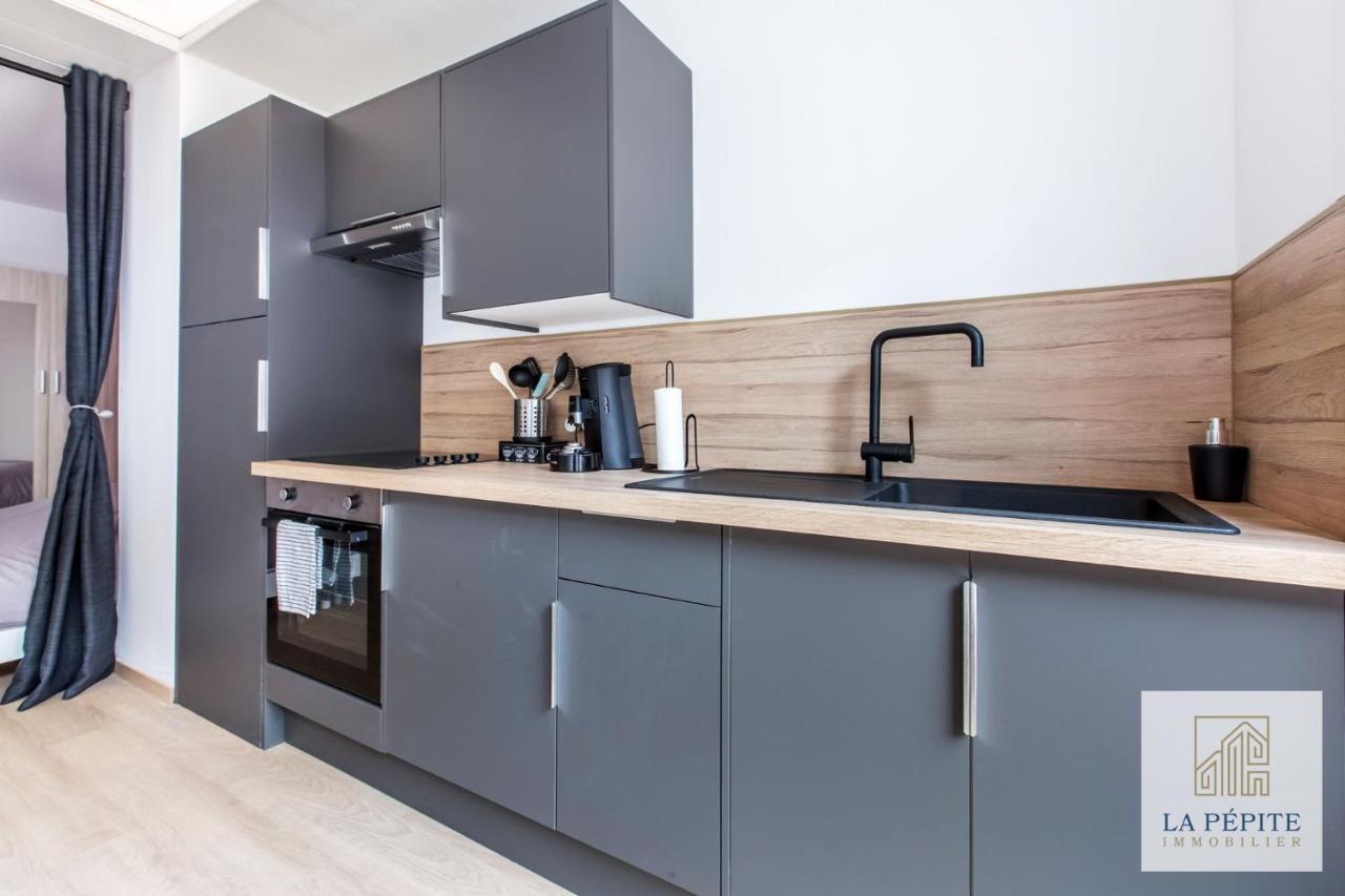 Residence Poterne Valenciennes Exterior photo